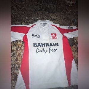 Kooga Bahrain Duty Free Youth Boys Sz XS Rugby Shirt Jersey White